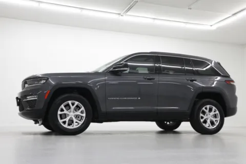 Photos of 2022 Jeep Grand Cherokee Limited for sale in Clinton, MO at Jim Falk Motors