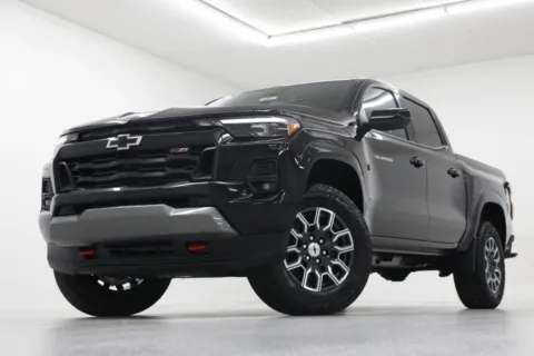Black 2026 Chevrolet Colorado 4WD Z71 for sale in Clinton, MO