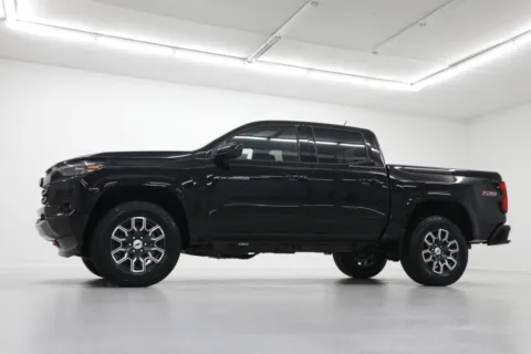 Photos of 2026 Chevrolet Colorado 4WD Z71 for sale in Clinton, MO at Jim Falk Motors