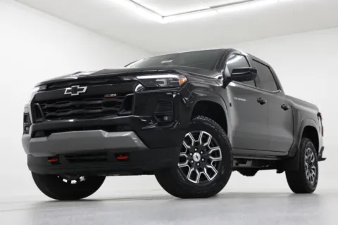 Black 2026 Chevrolet Colorado 4WD Z71 for sale in Clinton, MO