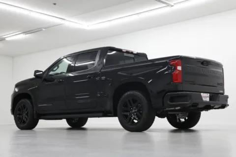 More photos of 2026 Chevrolet Silverado 1500 High Country at Jim Falk Motors, MO