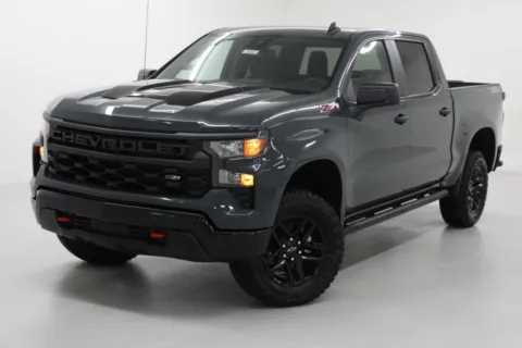 More photos of 2026 Chevrolet Silverado 1500 Custom Trail Boss at Jim Falk Motors, MO