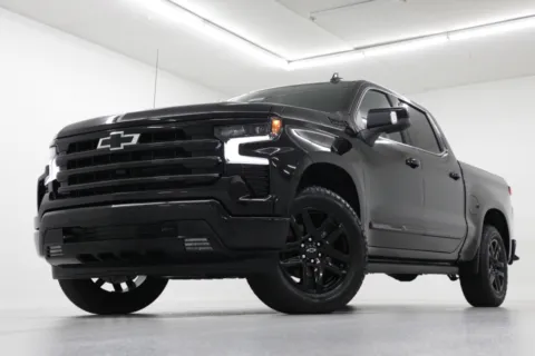 Black 2026 Chevrolet Silverado 1500 High Country for sale in Clinton, MO