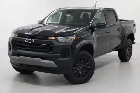 More photos of 2026 Chevrolet Colorado 4WD Trail Boss at Jim Falk Motors, MO