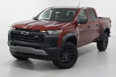 More photos of 2026 Chevrolet Colorado 4WD Trail Boss at Jim Falk Motors, MO
