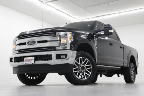 Black 2019 Ford Super Duty F-250 SRW LARIAT for sale in Clinton, MO
