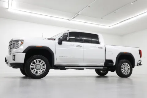 Photos of 2020 GMC Sierra 2500HD Denali for sale in Clinton, MO at Jim Falk Motors