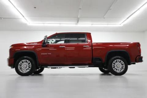 Another view of 2021 Chevrolet Silverado 2500HD High Country for sale in Clinton, MO at Jim Falk Motors