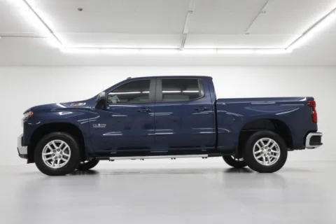 Another view of 2019 Chevrolet Silverado 1500 LT for sale in Clinton, MO at Jim Falk Motors