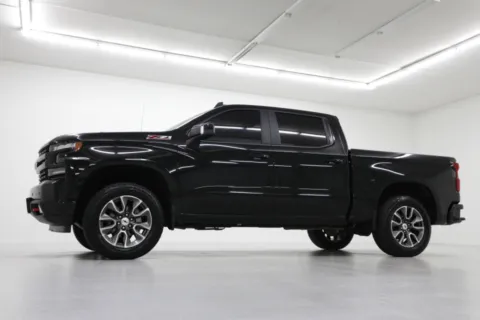 Photos of 2020 Chevrolet Silverado 1500 RST for sale in Clinton, MO at Jim Falk Motors