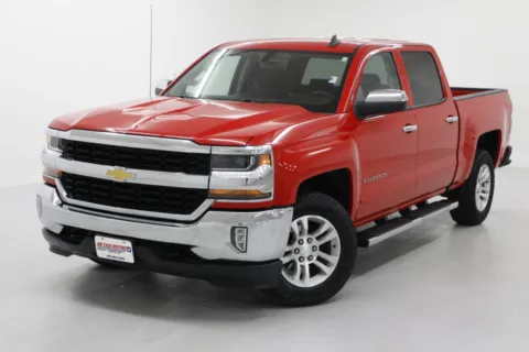 More photos of 2018 Chevrolet Silverado 1500 LT at Jim Falk Motors, MO