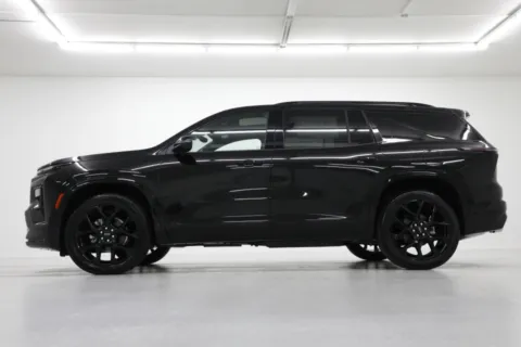 Another view of 2026 Chevrolet Traverse AWD RS for sale in Clinton, MO at Jim Falk Motors