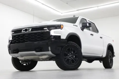 White 2026 Chevrolet Silverado 1500 ZR2 for sale in Clinton, MO