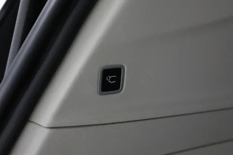 More photos of 2022 Chrysler Pacifica Touring L at Jim Falk Motors, MO
