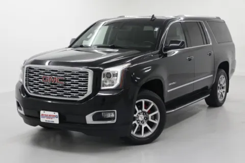 More photos of 2019 GMC Yukon XL Denali at Jim Falk Motors, MO