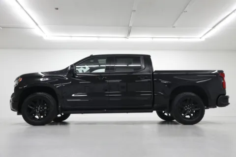 Another view of 2026 Chevrolet Silverado 1500 High Country for sale in Clinton, MO at Jim Falk Motors
