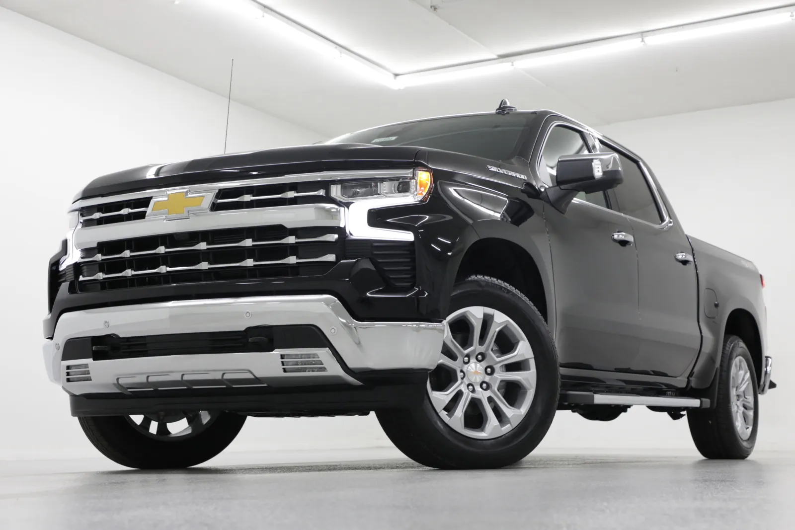 Black 2026 Chevrolet Silverado 1500 LTZ for sale in Clinton, MO