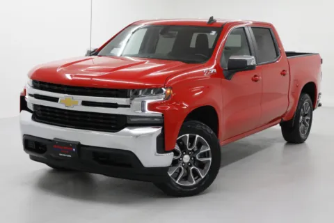 More photos of 2021 Chevrolet Silverado 1500 LT at Jim Falk Motors, MO