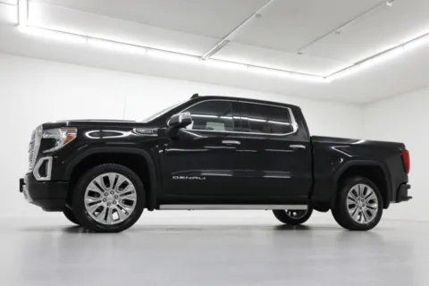 Photos of 2020 GMC Sierra 1500 Denali for sale in Clinton, MO at Jim Falk Motors