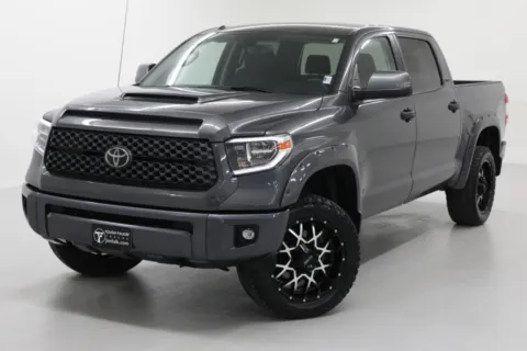 More photos of 2018 Toyota Tundra SR5 at Jim Falk Motors, MO