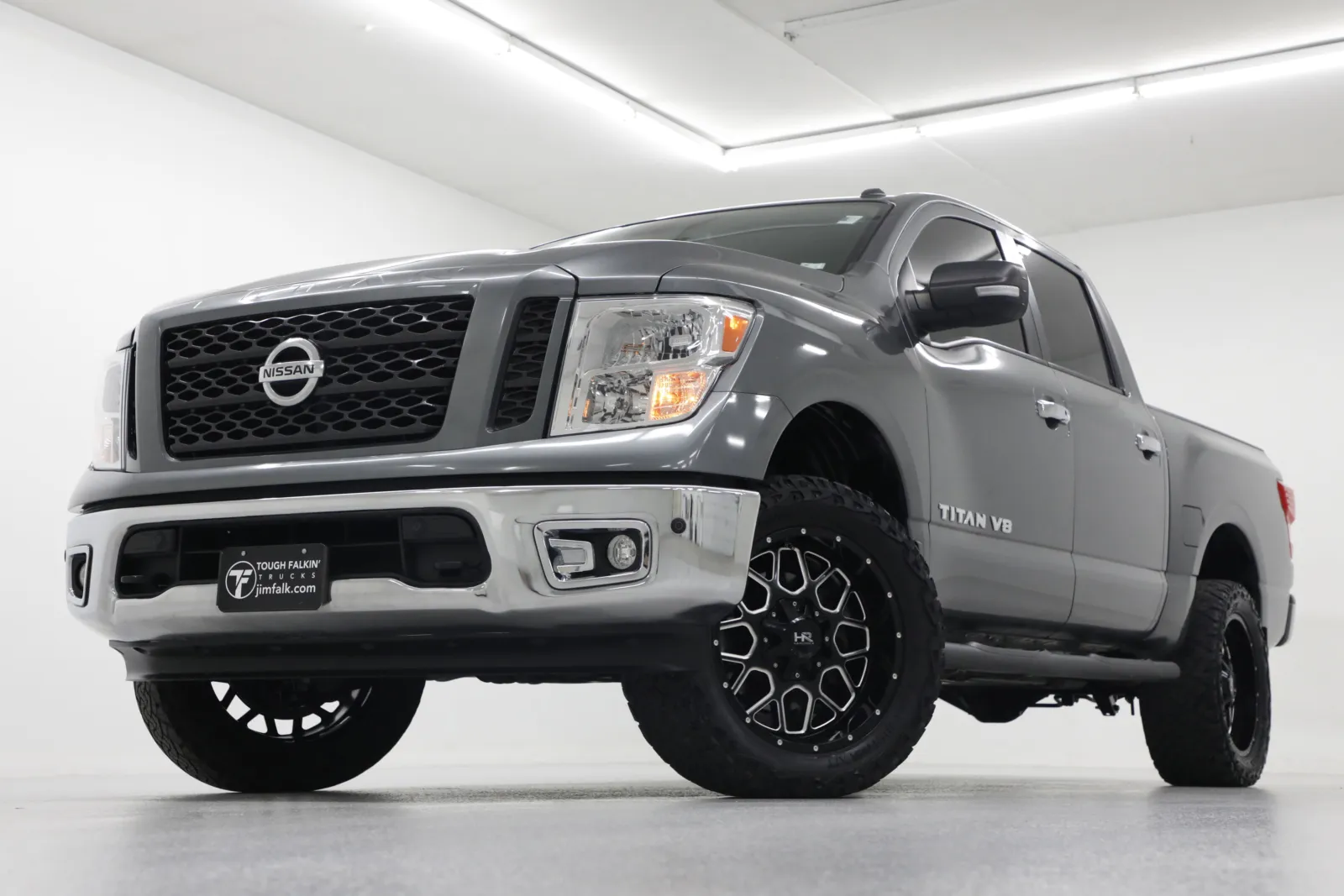 Gray 2019 Nissan Titan SV for sale in Clinton, MO