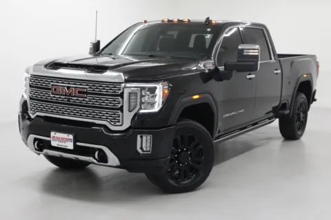 More photos of 2022 GMC Sierra 2500HD Denali at Jim Falk Motors, MO