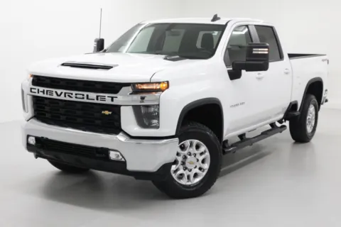 More photos of 2022 Chevrolet Silverado 3500HD LT at Jim Falk Motors, MO