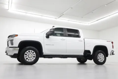 Photos of 2022 Chevrolet Silverado 3500HD LT for sale in Clinton, MO at Jim Falk Motors