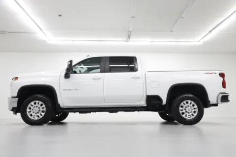 Another view of 2022 Chevrolet Silverado 3500HD LT for sale in Clinton, MO at Jim Falk Motors