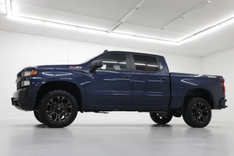 Photos of 2020 Chevrolet Silverado 1500 Custom Trail Boss for sale in Clinton, MO at Jim Falk Motors