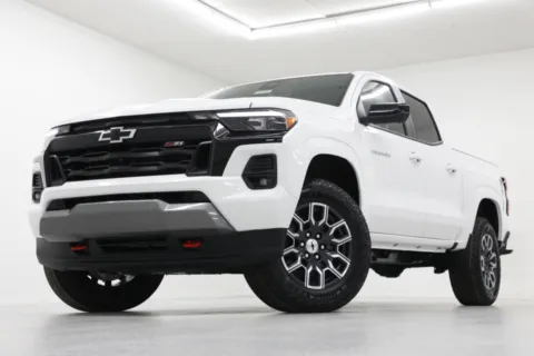 White 2026 Chevrolet Colorado 4WD Z71 for sale in Clinton, MO