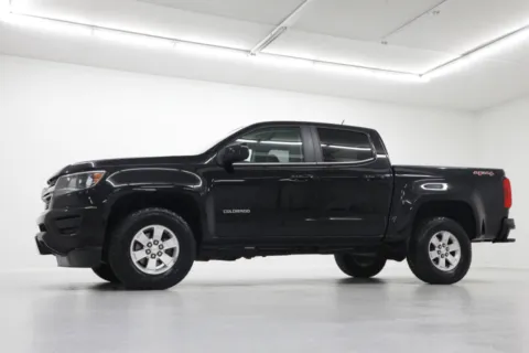 Photos of 2019 Chevrolet Colorado 4WD Work Truck for sale in Clinton, MO at Jim Falk Motors