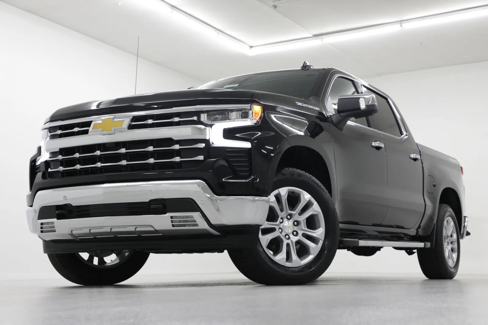 Black 2026 Chevrolet Silverado 1500 LTZ for sale in Clinton, MO