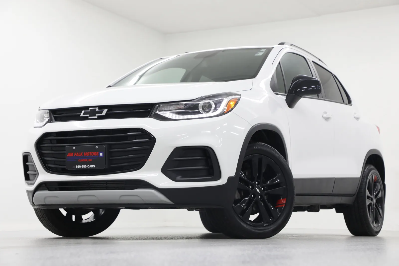 White 2021 Chevrolet Trax LT for sale in Clinton, MO