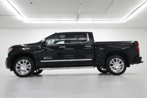 Another view of 2026 Chevrolet Silverado 1500 High Country for sale in Clinton, MO at Jim Falk Motors