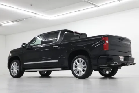 More photos of 2026 Chevrolet Silverado 1500 High Country at Jim Falk Motors, MO