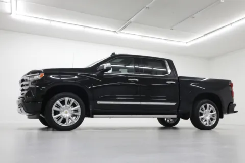 Photos of 2026 Chevrolet Silverado 1500 High Country for sale in Clinton, MO at Jim Falk Motors