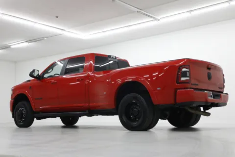 More photos of 2022 Ram 3500 Laramie at Jim Falk Motors, MO