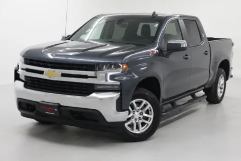 Gray 2021 Chevrolet Silverado 1500 LT for sale in Clinton, MO