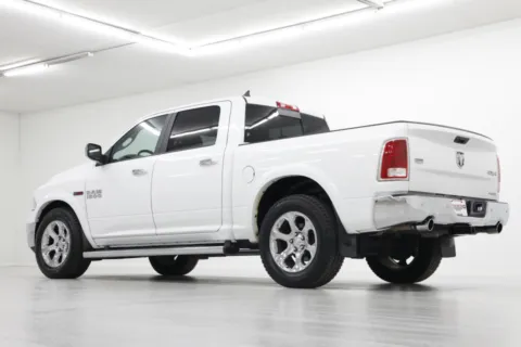 More photos of 2018 Ram 1500 Laramie at Jim Falk Motors, MO