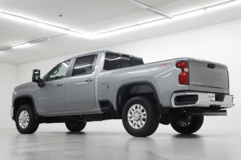 More photos of 2026 Chevrolet Silverado 3500HD LT at Jim Falk Motors, MO