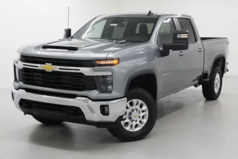 More photos of 2026 Chevrolet Silverado 3500HD LT at Jim Falk Motors, MO