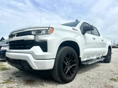 White 2023 Chevrolet Silverado 1500 RST for sale in Clinton, MO