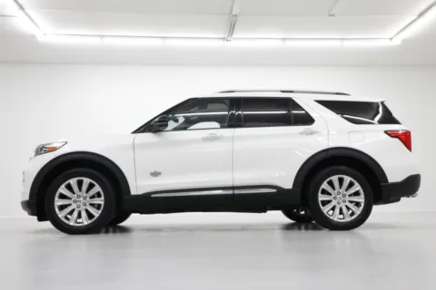Photos of 2022 Ford Explorer King Ranch for sale in Clinton, MO at Jim Falk Motors