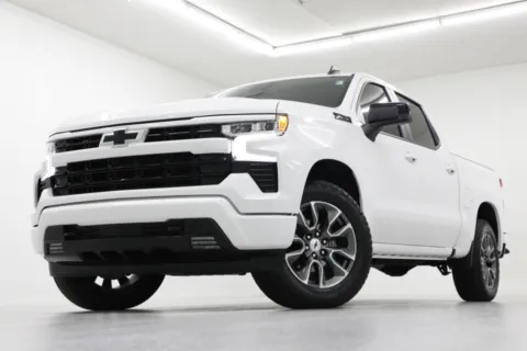 White 2023 Chevrolet Silverado 1500 RST for sale in Clinton, MO