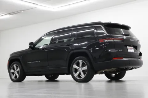 More photos of 2021 Jeep Grand Cherokee L Limited at Jim Falk Motors, MO
