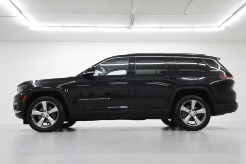 Another view of 2021 Jeep Grand Cherokee L Limited for sale in Clinton, MO at Jim Falk Motors