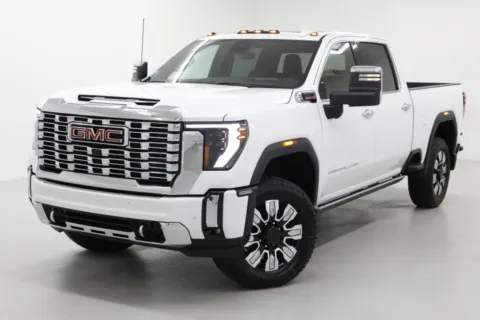 More photos of 2025 GMC Sierra 2500HD Denali at Jim Falk Motors, MO