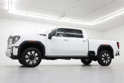 Photos of 2025 GMC Sierra 2500HD Denali for sale in Clinton, MO at Jim Falk Motors