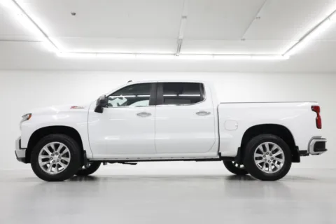 Another view of 2022 Chevrolet Silverado 1500 LTD LT for sale in Clinton, MO at Jim Falk Motors